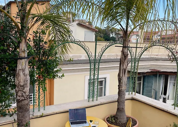 Terrazza Munira Trastevere 4*
