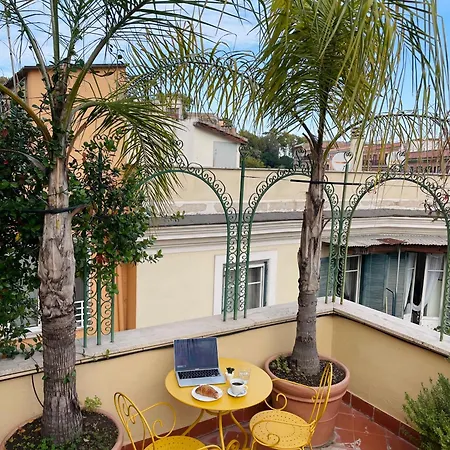 Terrazza Munira Trastevere 4*
